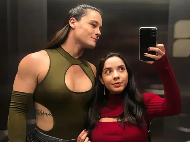 Muscle Girlfriends